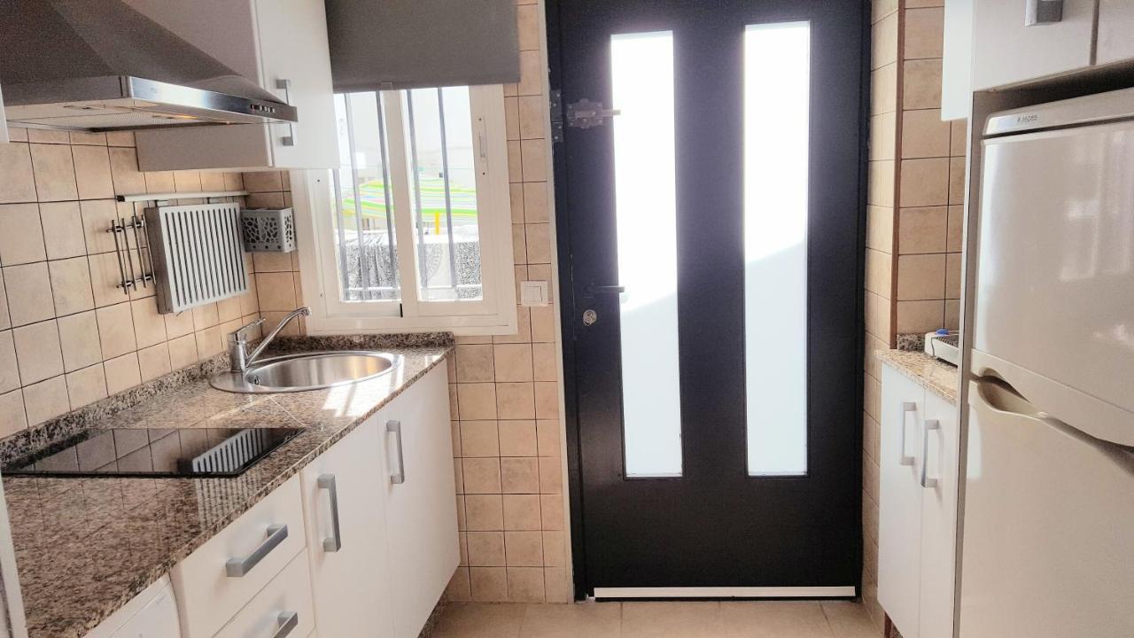Casa Abuela Pepa Apartment โกนิล เด ลาฟรอนเตรา ภายนอก รูปภาพ
